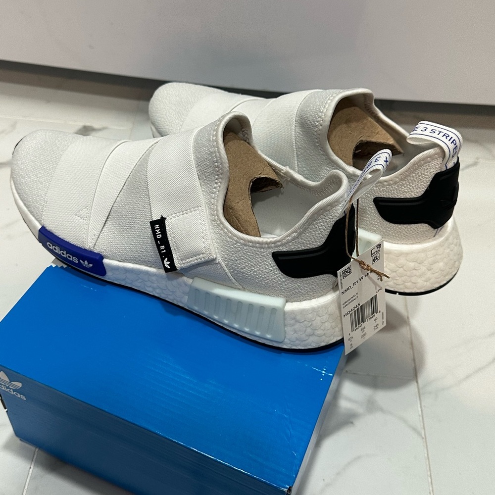 Adidas Nmd R1 W Strap White Women's Size 8 New In Box - Picture 4 of 4